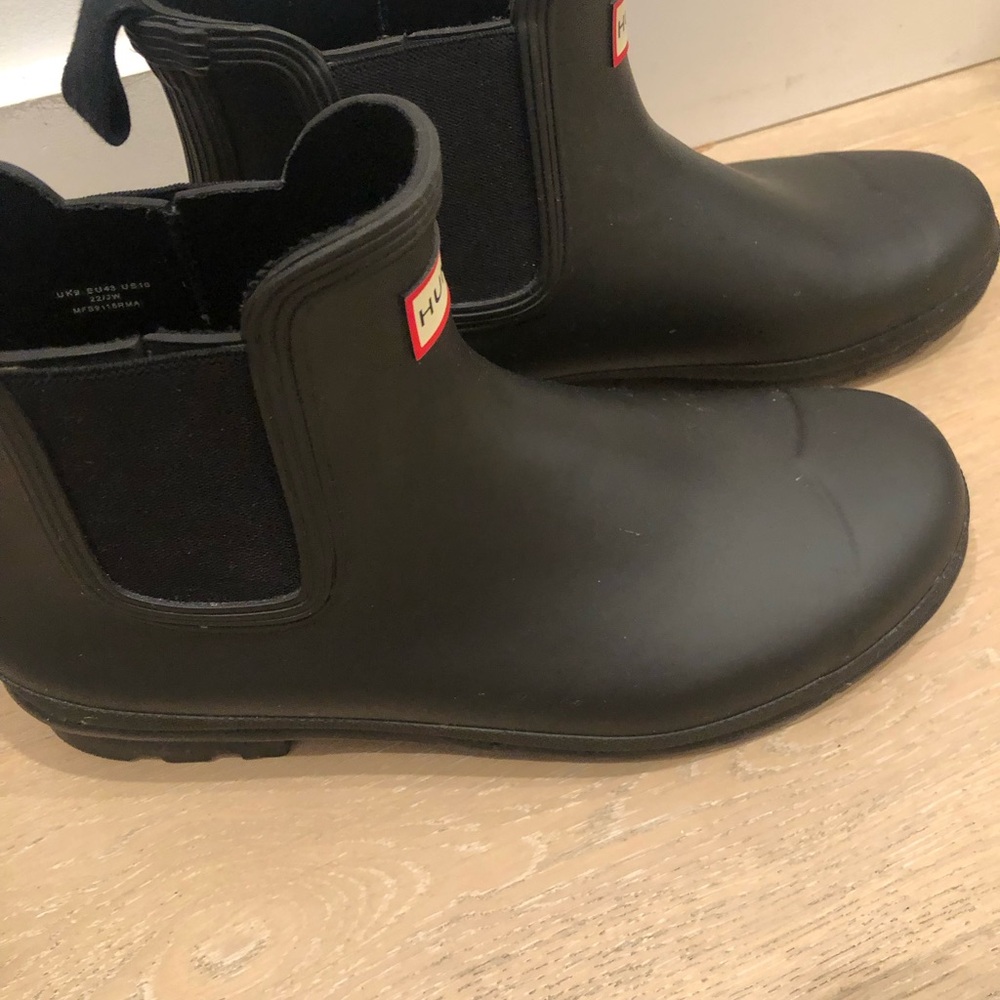 Hunter Classic Black Chelsea Boots